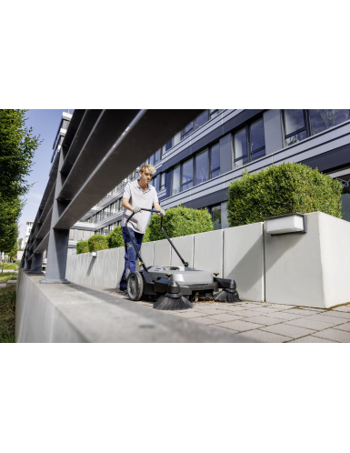 KM 70/20 C 2SB - Mašina za metenje